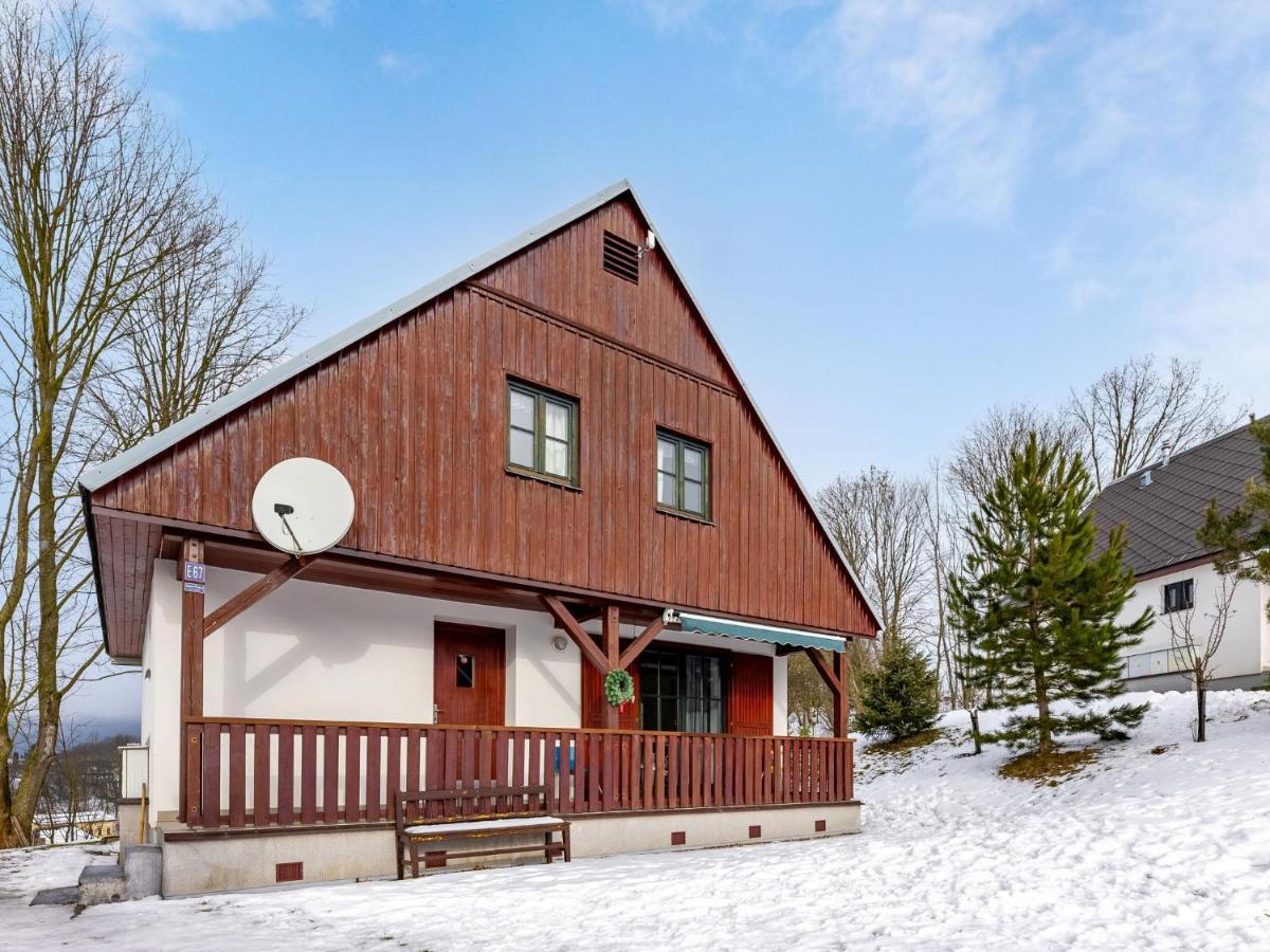 Holiday Home Holiday Hill 67 By Interhome Cista  Buitenkant foto