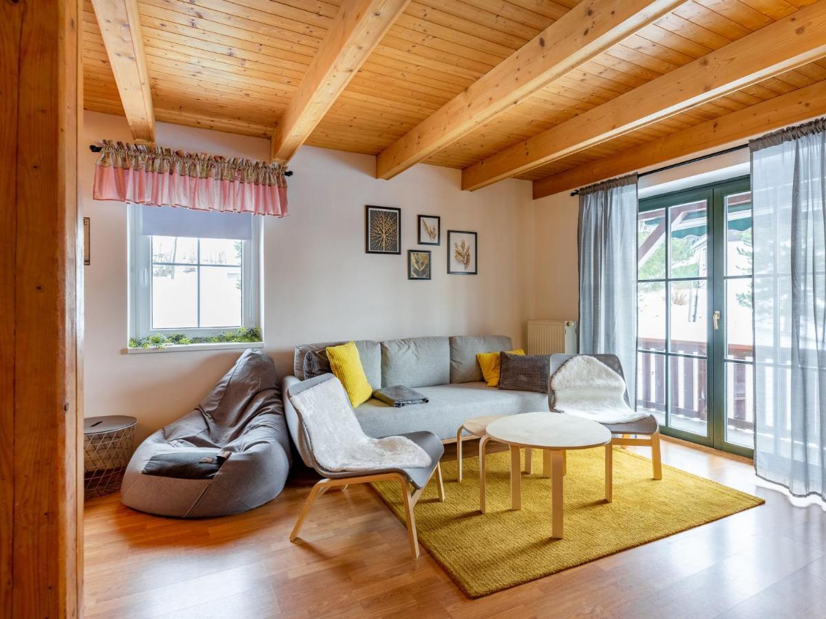 Holiday Home Holiday Hill 67 By Interhome Cista  Buitenkant foto