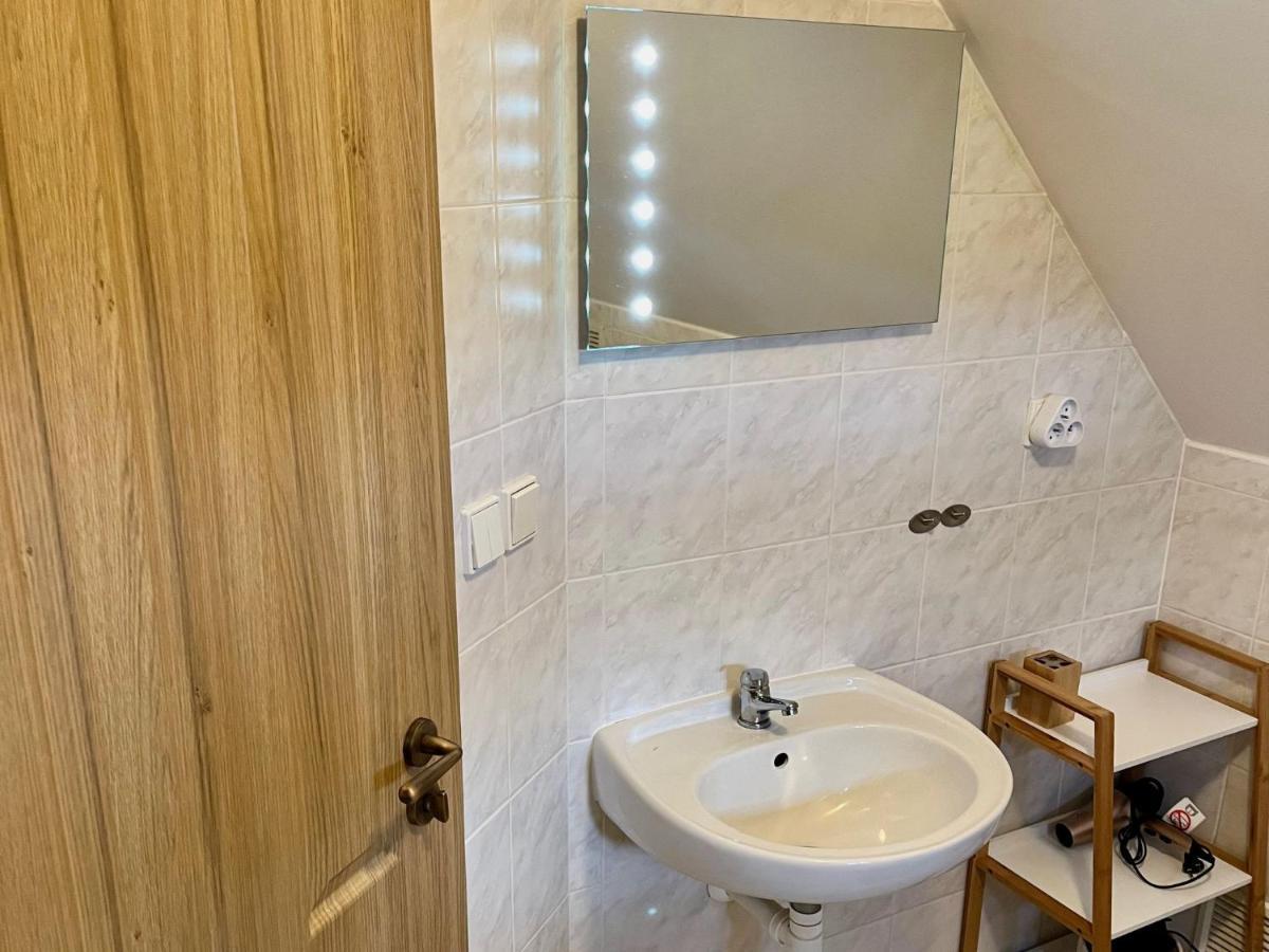 Holiday Home Holiday Hill 67 By Interhome Cista  Buitenkant foto